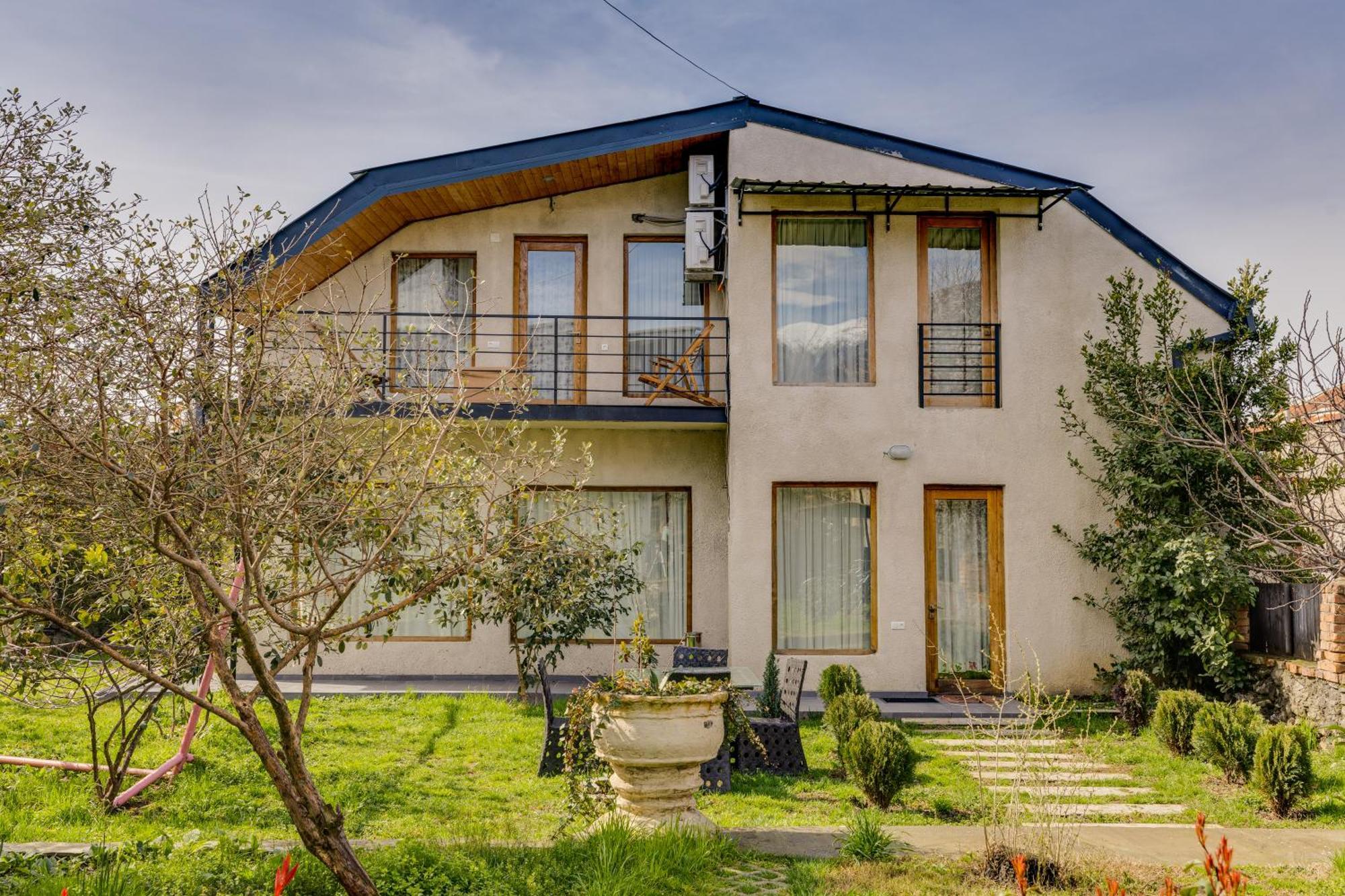 Isev Kvareli Exterior photo